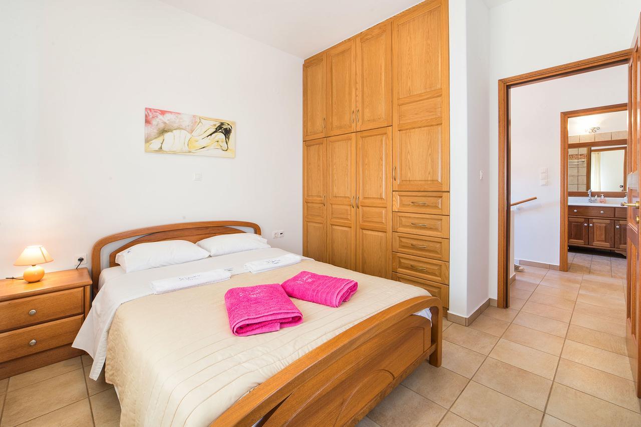 Villa San Dimitrio House On The Beach Логарас Экстерьер фото